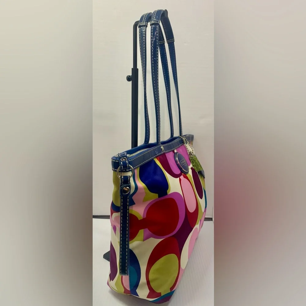 Coach 2010 Signature Scarf Print Multicolor Satin Tote & wristlet-F15183